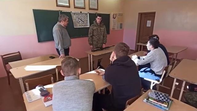Разборка и сборка автомата Калашникова смотреть онлайн