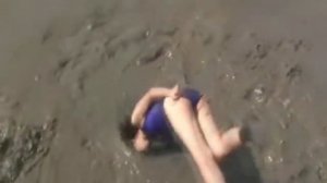 Ныряние Погружение в грязь Dive in Mud