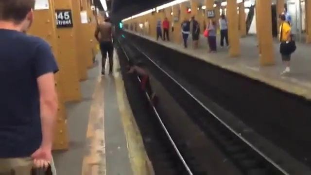 Во ПРИДУРОК смотреть онлайн