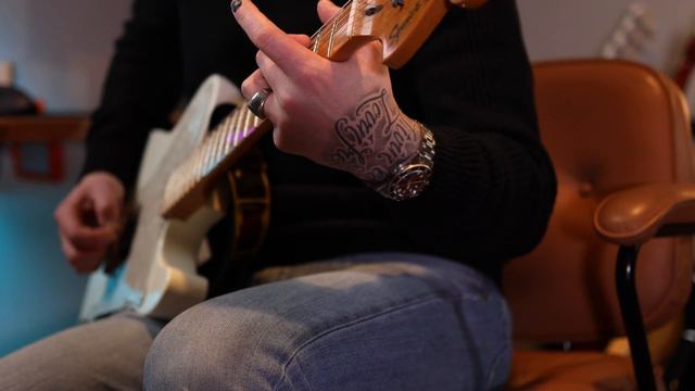 Seymour Duncan Invader in a Telecaster смотреть онлайн