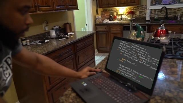 Packaging Python: PyInstaller, Nuitka, Cython смотреть онлайн