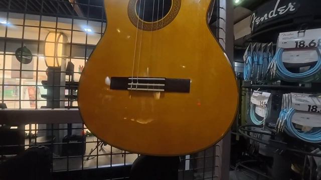SM Megamall Guitar Store Review смотреть онлайн