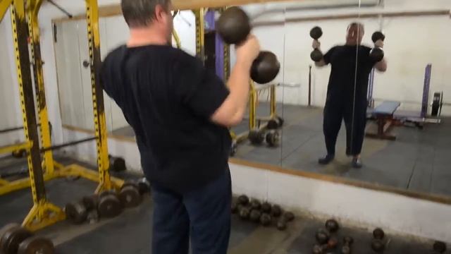 ЖИМ ДВУХ БУЛЬДОГОВ 2П+2П ПО КРОЛЕВСКОМУ 32,7+32,7 KG DUMBBELLS DOUBLE PRESS AFTER KROLEVSKY смотреть онлайн