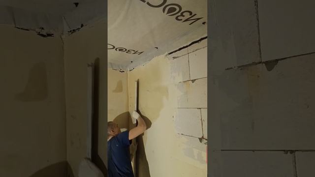 Подрезка штукатурки. Никогда не поздно.