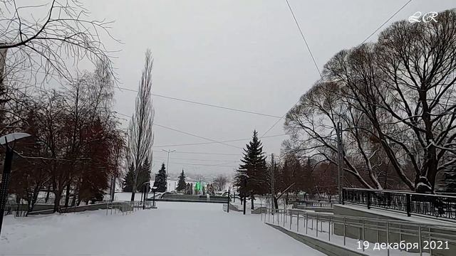 19 декабря 2021Прогулка по Театральному Скверу Нижний Тагил смотреть онлайн