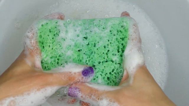 МЫЛЕНИЕ ГЛИЦИРИНОВОГО МЫЛА PALMOLIVE - ЛЕТНИЙ АРБУЗ/АСМР МЫЛО/МЫЛЬНЫЙ РЕЛАКС смотреть онлайн