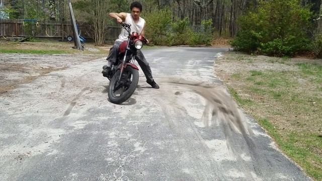 Suzuki gn125 drifting смотреть онлайн