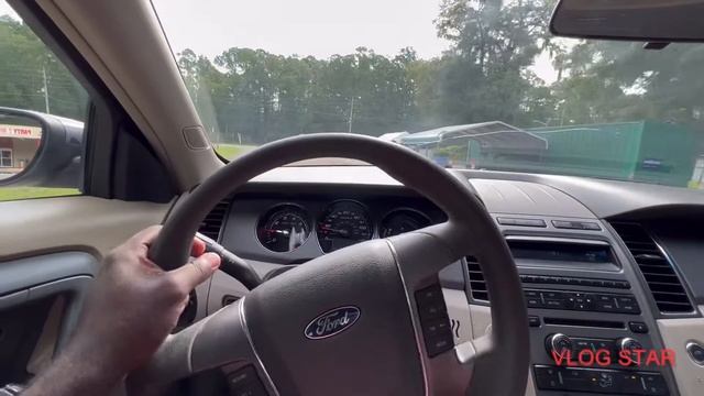 2011 Ford Taurus SE смотреть онлайн