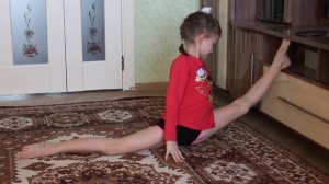 Шпагаты для начинающих от Адели