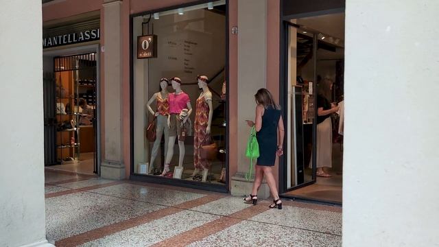 ЖАРКИЙ СТРИТСТАЙЛ, ИТАЛИЯ!! ОДЕВАЕМСЯ ЛЕГЧЕ!! смотреть онлайн