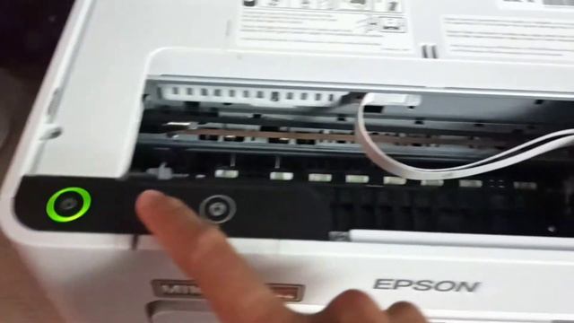 Cara Isi Tinta Epson M1100 - Tutorial isi Ulang Tinta Printer смотреть онлайн