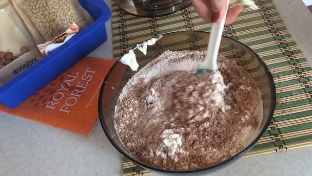 Шоколадно-ореховый кекс "Лесной" смотреть онлайн