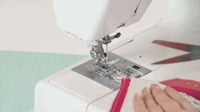 Simple Half Hexagon Quilt  How To Make A Beautiful Plait Effect Quilt