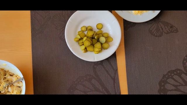 ВКУСНЯТИНА ПИРОГ С ГРИБАМИ И МАРИНОВАННЫМИ ОГУРЧИКАМИ НА СЛОЁНОМ ТЕСТЕ|ВКУСНЫЕ ПИРОГИ|РЕЦЕПТЫ| смотреть онлайн