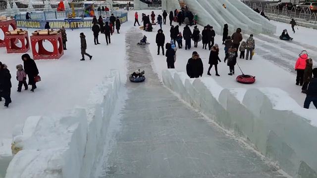Люблю зиму, можно на ледяной горке покататься смотреть онлайн