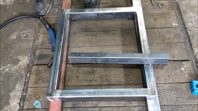 Садовая лавочка своими руками! Скамейка ЛОФТ. смотреть онлайн