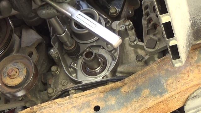 How to replace the Timing Belt on a Hyundai Accent-short version смотреть онлайн