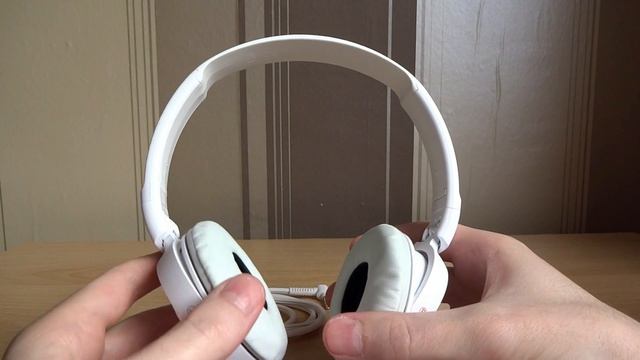 Sony MDR-ZX310 unboxing and quick look смотреть онлайн