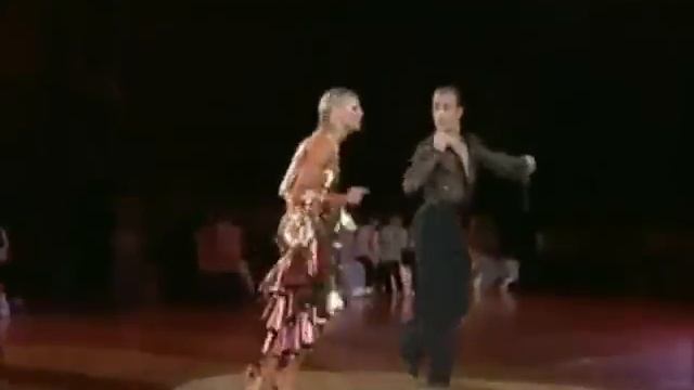 WSSDF 2009 - Riccardo Cocchi & Yulia Zagoruychenko - Samba смотреть онлайн