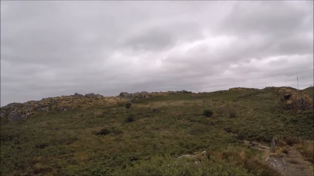 Monts d'Arrée, Roc'h Trevezel - vue 360° - - Bretagne - Finistère смотреть онлайн
