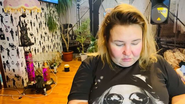 🤣🤣🤣еле натянула куртку🙃да-да… я упала с сеновала смотреть онлайн