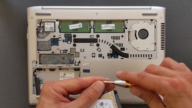 HP ProBook 430 G5 RAM and SSD Upgrade смотреть онлайн