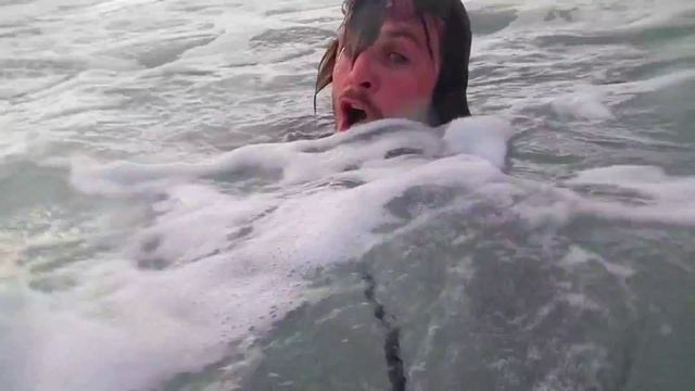 Nikon AW100 Surf Test смотреть онлайн