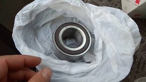 Жжет фирма NK.. подшипник ступицы Рено Логан передний.