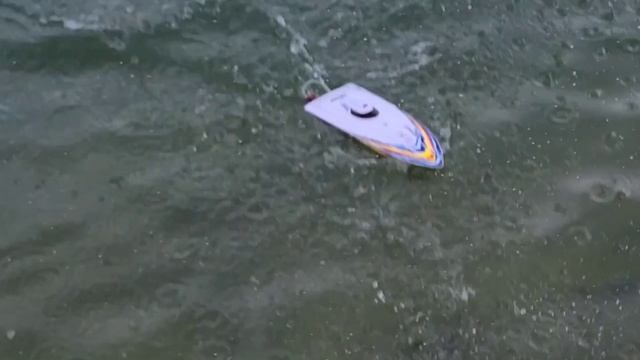Motor & Shaft Alignment Hack Fast Electric Rc Boat - Traxxas 380, Flycolor, Aquacraft смотреть онлайн
