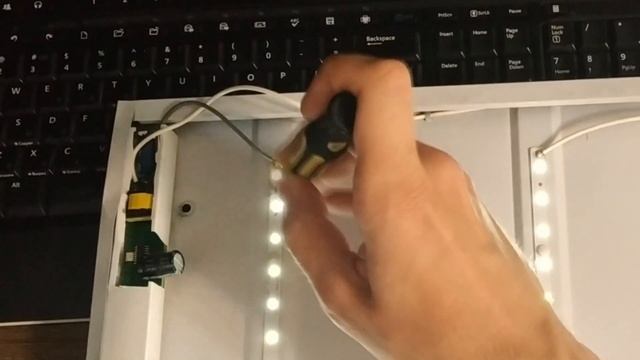 Не горит, моргает, тускло светится / Ремонт потолочного LED светильника / Простые ремонты смотреть онлайн