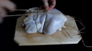 Курица варено-копченая.Сочность зашкаливает!