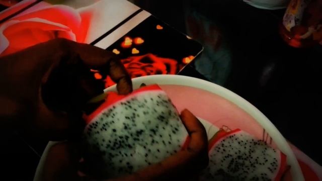 How to Cut Dragon Fruit in One Minute. смотреть онлайн