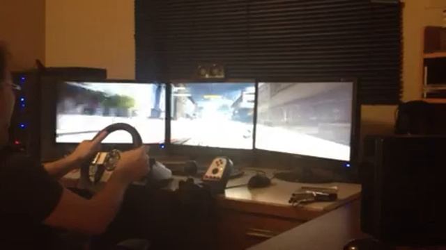 Three monitor setup with g27 racing wheel смотреть онлайн