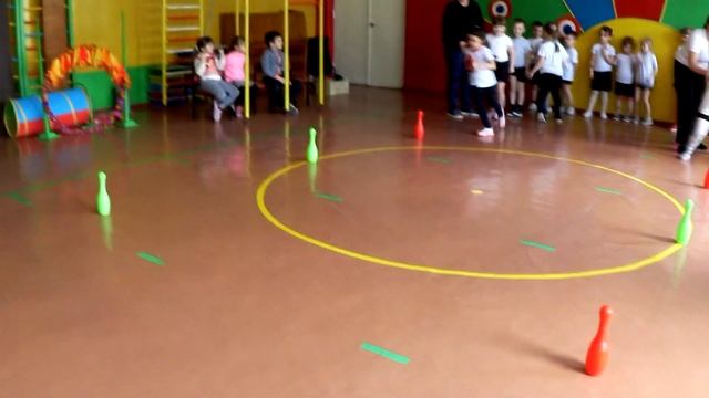 СПОРТИВНЫЙ ПРАЗДНИК ПОЖАРНОЙ БЕЗОПАСНОСТИ В ДЕТСКОМ САДУ "АНТОШКА". смотреть онлайн