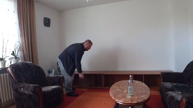 в Германии Люди заелись даже ДАРОМ не берут Крушу и ЛОМАЮ почти новую Мебель на ВЫКИД смотреть онлайн