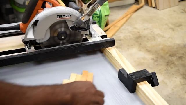 2 In 1 Circular Saw Crosscut & Miter Jig | Limited Tools Episode 003 смотреть онлайн