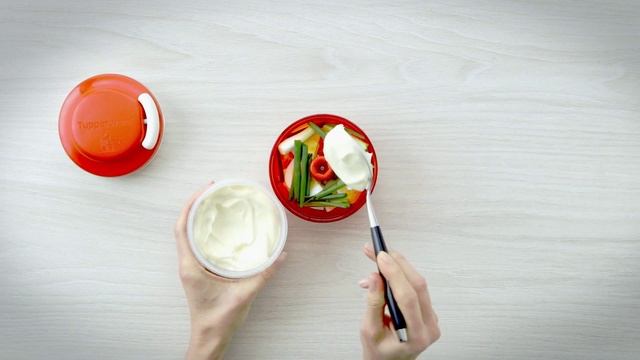 Яичный соус с измельчителем «Турбо» смотреть онлайн