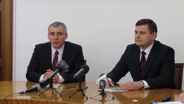 0512: Александр Сенкевич подписал договор о сотрудничестве с глиноземным заводом смотреть онлайн