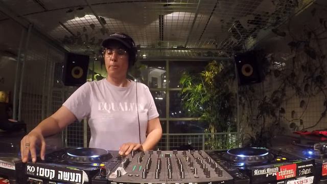 ABC x VORTEX JLM w/ Oska смотреть онлайн