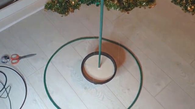 БОЛЬШАЯ ЁЛКА своими руками / Как сделать большую ёлку из мишуры смотреть онлайн