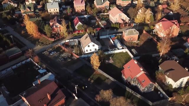 Проект «Домодедово Осенняя 33», видеообзор загородного дома смотреть онлайн