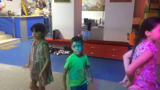 Танцы )) день рождения Темы смотреть онлайн