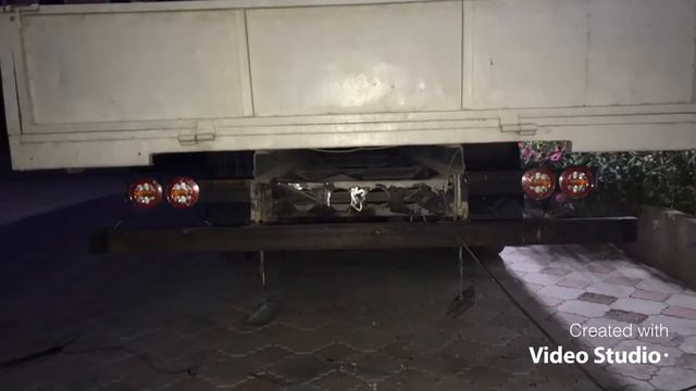 Манипулятор задние фонари смотреть онлайн