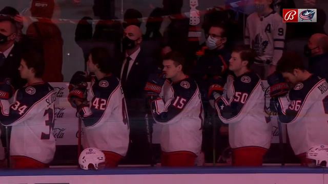 Anthems and Puck Drop vs. Maple Leafs (Dec. 7, 2021) смотреть онлайн