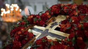 Литургия. Происхождение Честных Древ Животворящего Креста Господня