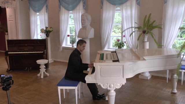 16. Rachmaninoff. Prelude g-moll. Stanislav Serebryannikov . mp4