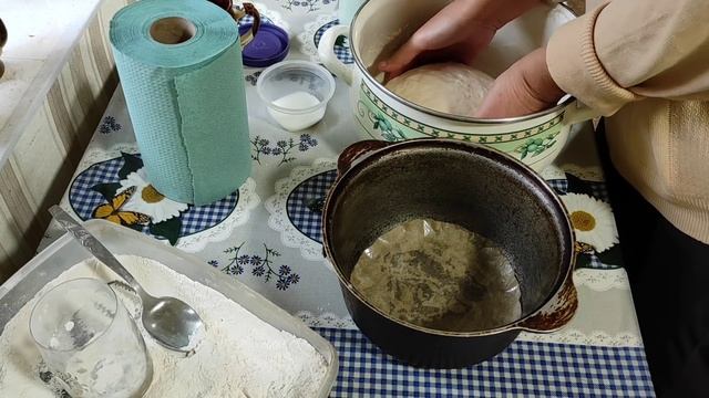 Хлеб на дрожжах в духовке / Хлеб с шестилетней муки смотреть онлайн