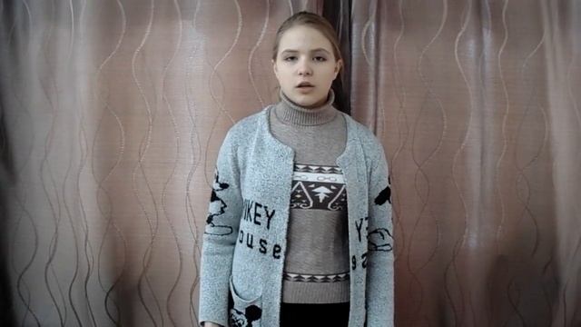 Страна читающая — Попова Дарья читает произведение «Послушайте!» В. В. Маяковского смотреть онлайн