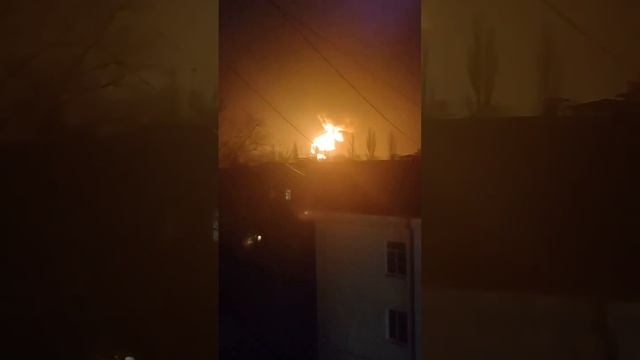 Горит нефтебаза в Брянске смотреть онлайн