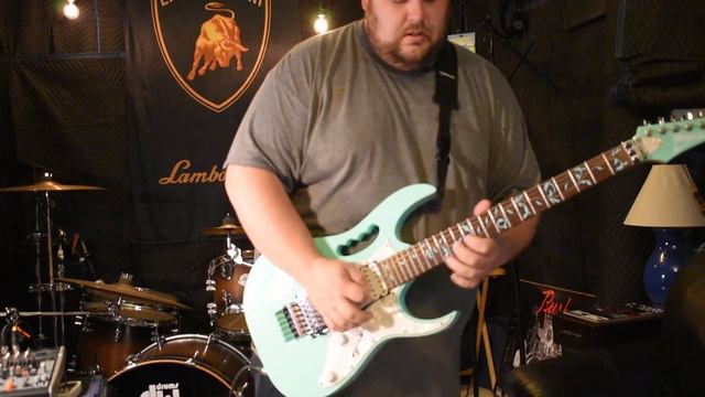 Funky Fusion Jam on Drums and Guitar смотреть онлайн